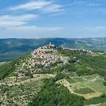 Villa Villa Escape In Vabriga With Pool & Views