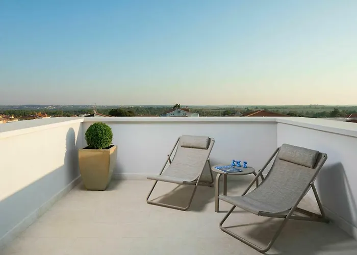 Villa Escape In Vabriga With Pool & Views Tar-Vabriga