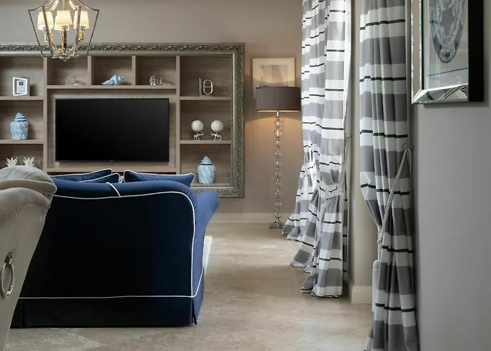 فيلة Villa Escape In Vabriga With Pool & Views *