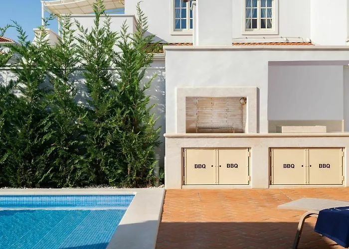 Villa Escape In Vabriga With Pool & Views *